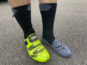 bike socks waterproof wet