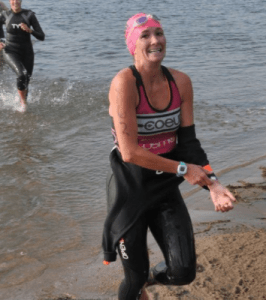 removing a wetsuit triathlon